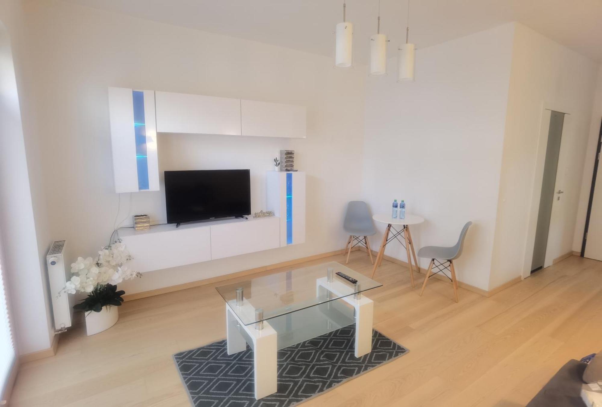 קרקוב Novum Apartment In The City Center מראה חיצוני תמונה